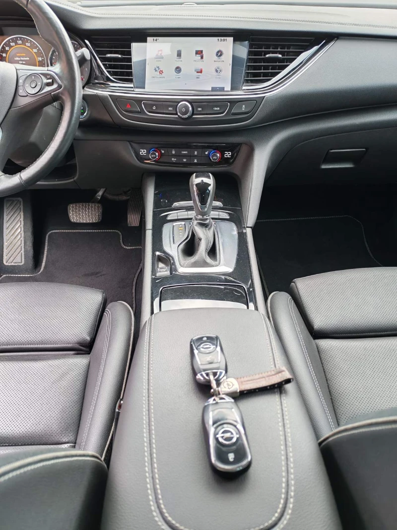 Opel Insignia, снимка 11 - Автомобили и джипове - 52526500