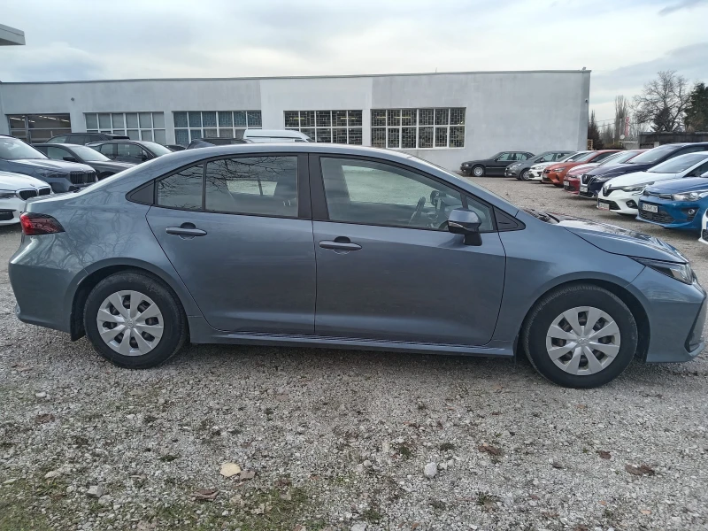 Toyota Corolla 1.5i Гаранционна, снимка 6 - Автомобили и джипове - 52547001