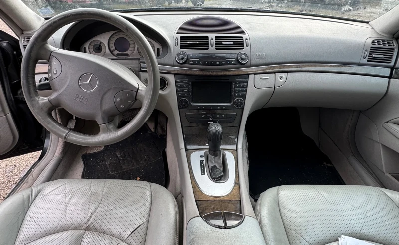 Mercedes-Benz E 270 2.7, снимка 13 - Автомобили и джипове - 53020101
