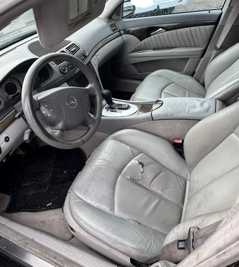 Mercedes-Benz E 270 2.7, снимка 9 - Автомобили и джипове - 53020101