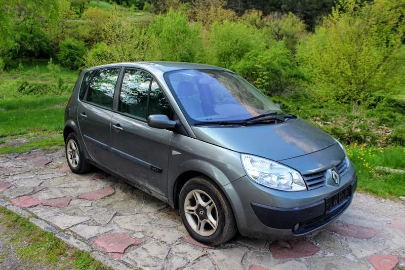 Renault Megane Scenic 1.5DCI НОВ ВНОС, снимка 2 - Автомобили и джипове - 47403523