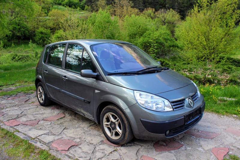 Renault Megane Scenic 1.5DCI НОВ ВНОС, снимка 13 - Автомобили и джипове - 46426896