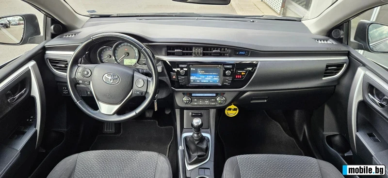 Toyota Corolla, снимка 11 - Автомобили и джипове - 47818493