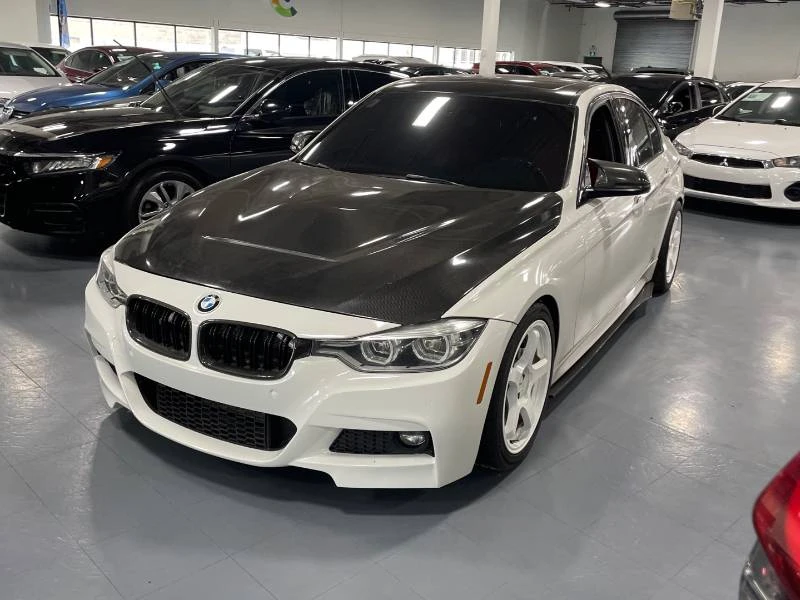 BMW 340 xDrive ТУНИНГ* CARFAX* ОПЦИЯ ЗА ФИНАНСИРАНЕ*  - изображение 3