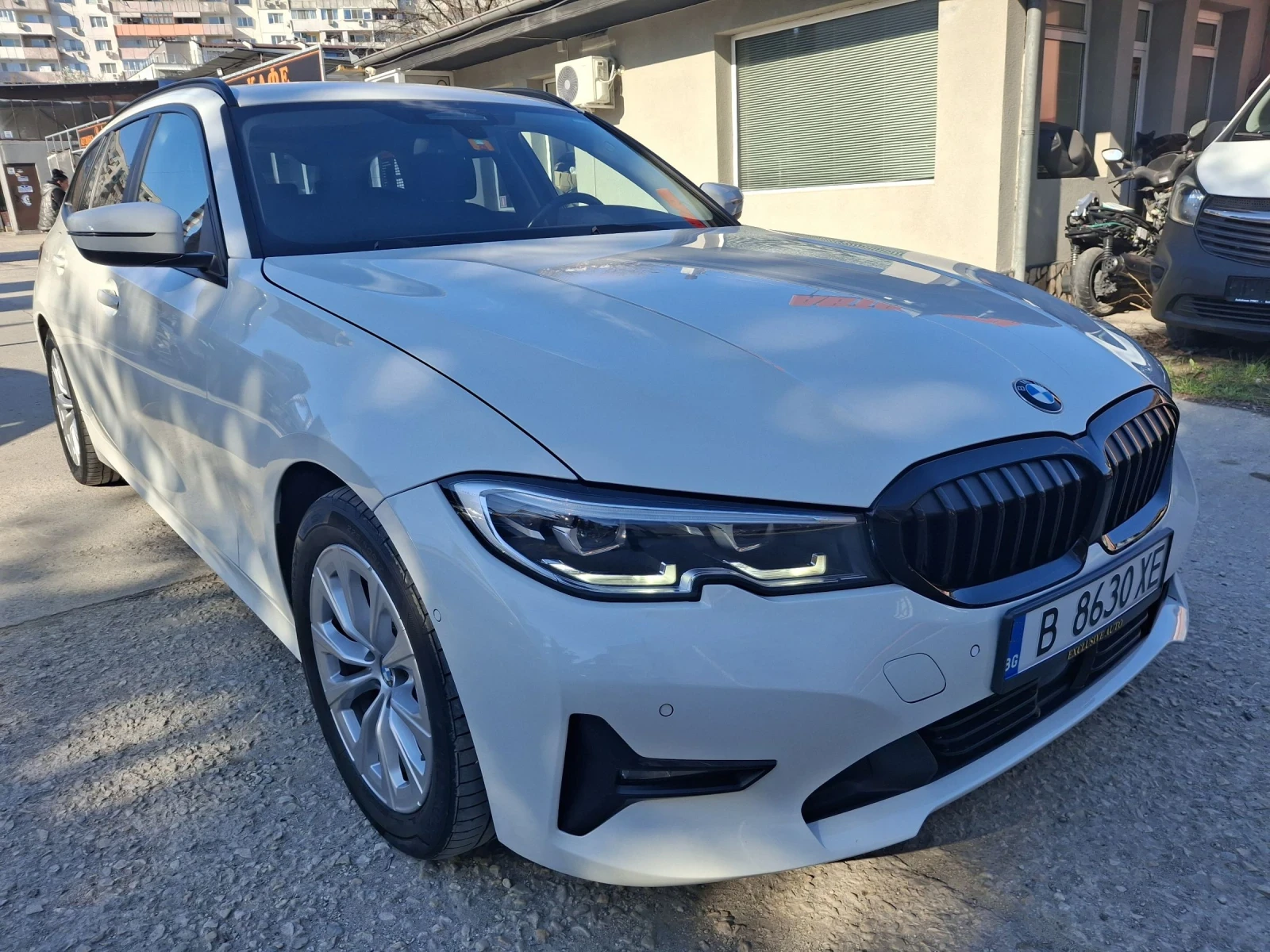 BMW 320 d 4x4, снимка 3 - Автомобили и джипове - 49878508