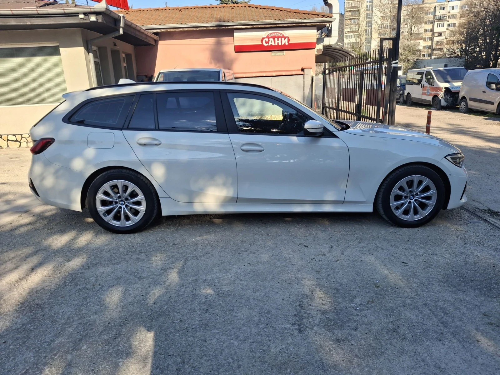 BMW 320 d 4x4, снимка 7 - Автомобили и джипове - 49878508