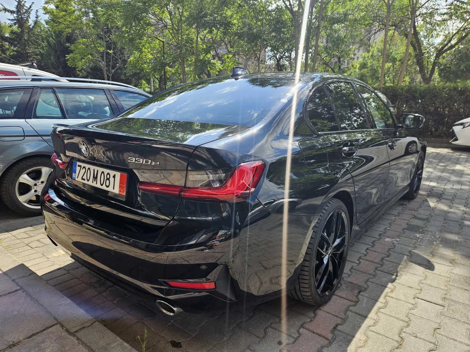 BMW 330 e M Sport Line Black Edition - изображение 4