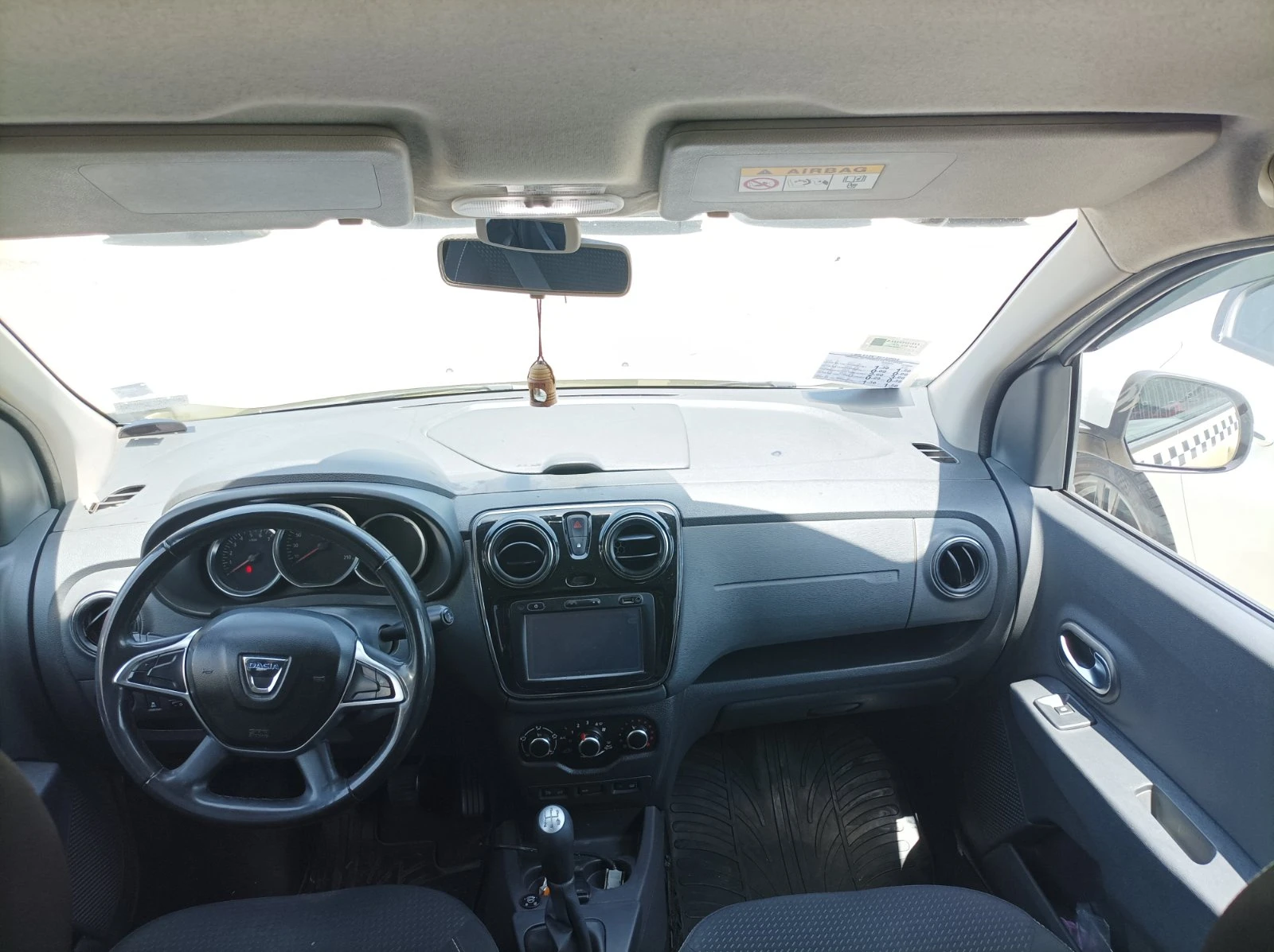 Dacia Lodgy 1.6 16v - изображение 2