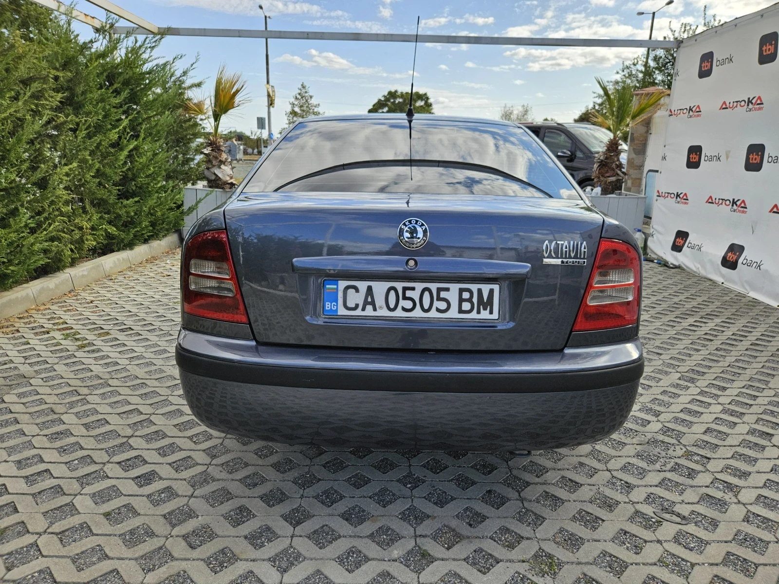 Skoda Octavia 1.9TDI-90KC= NAVI= КЛИМАТИК= НАПЪЛНО ОБСЛУЖЕН - изображение 4