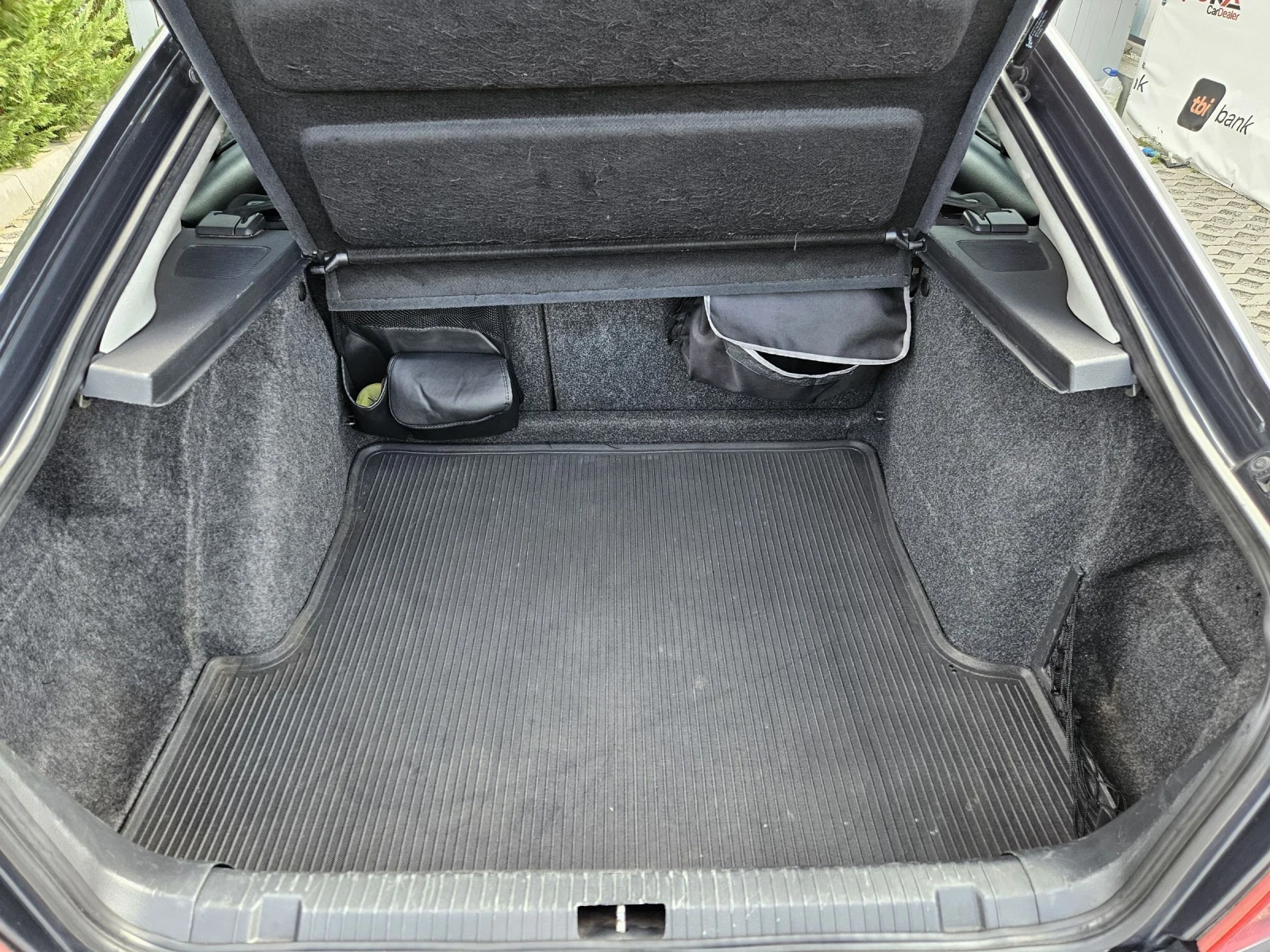 Skoda Octavia 1.9TDI-90KC= NAVI= КЛИМАТИК= НАПЪЛНО ОБСЛУЖЕН - изображение 10