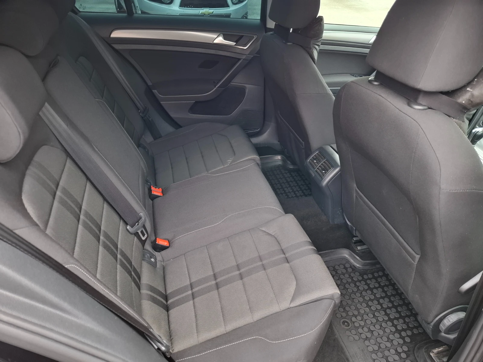 VW Golf 1.6 TDI AVTOMAT NAVI | Mobile.bg � ����������� 8