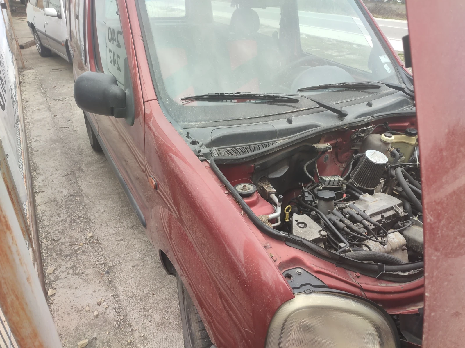 Renault Kangoo, снимка 8 - Автомобили и джипове - 53721256