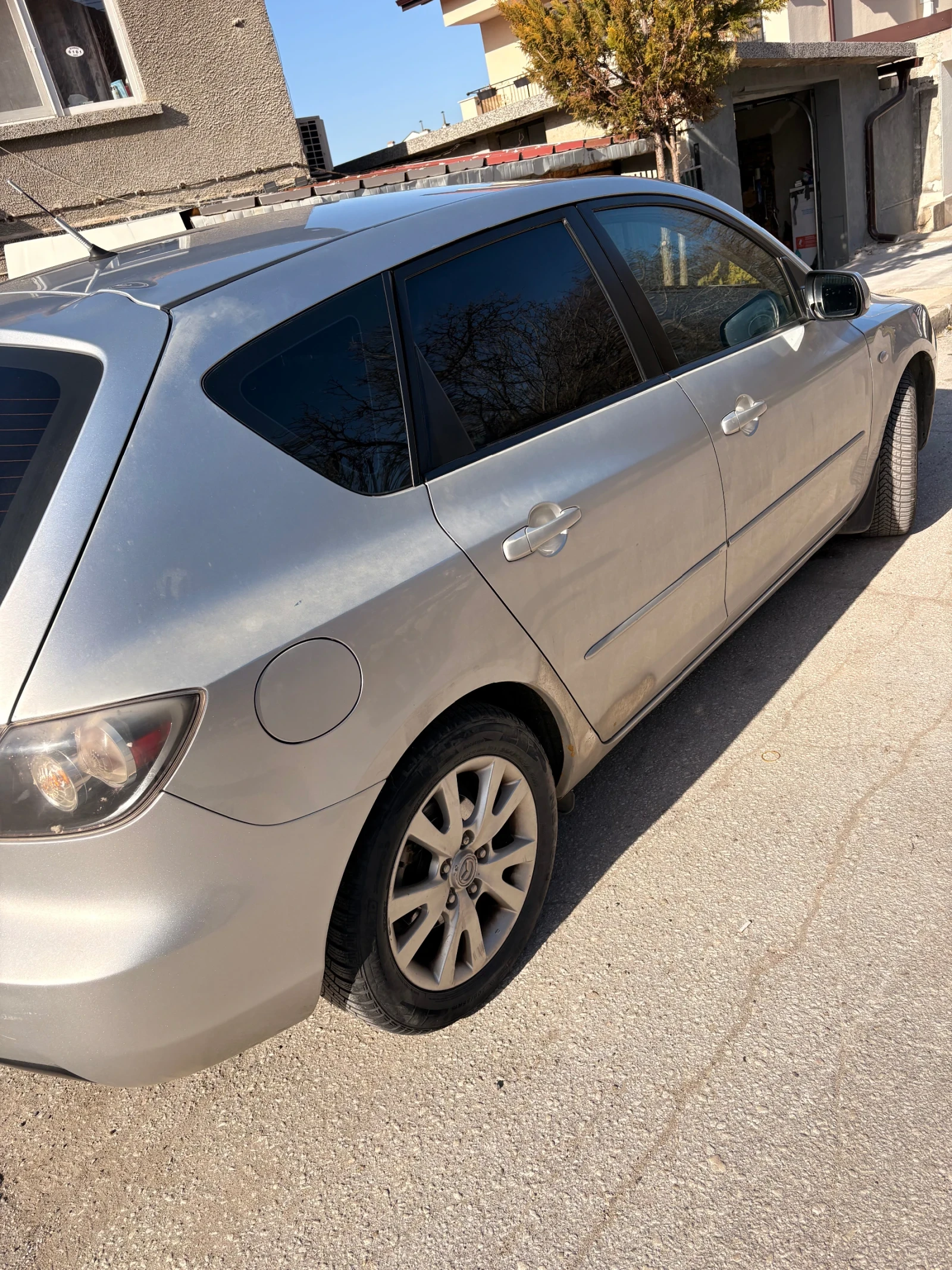 Mazda 3 1 6 бензин/гас , снимка 4 - Автомобили и джипове - 53881822