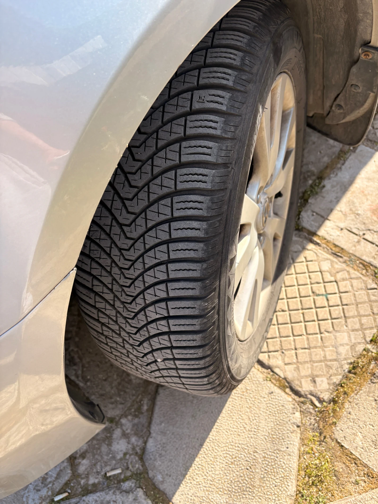 Mazda 3 1 6 бензин/гас , снимка 6 - Автомобили и джипове - 53881822