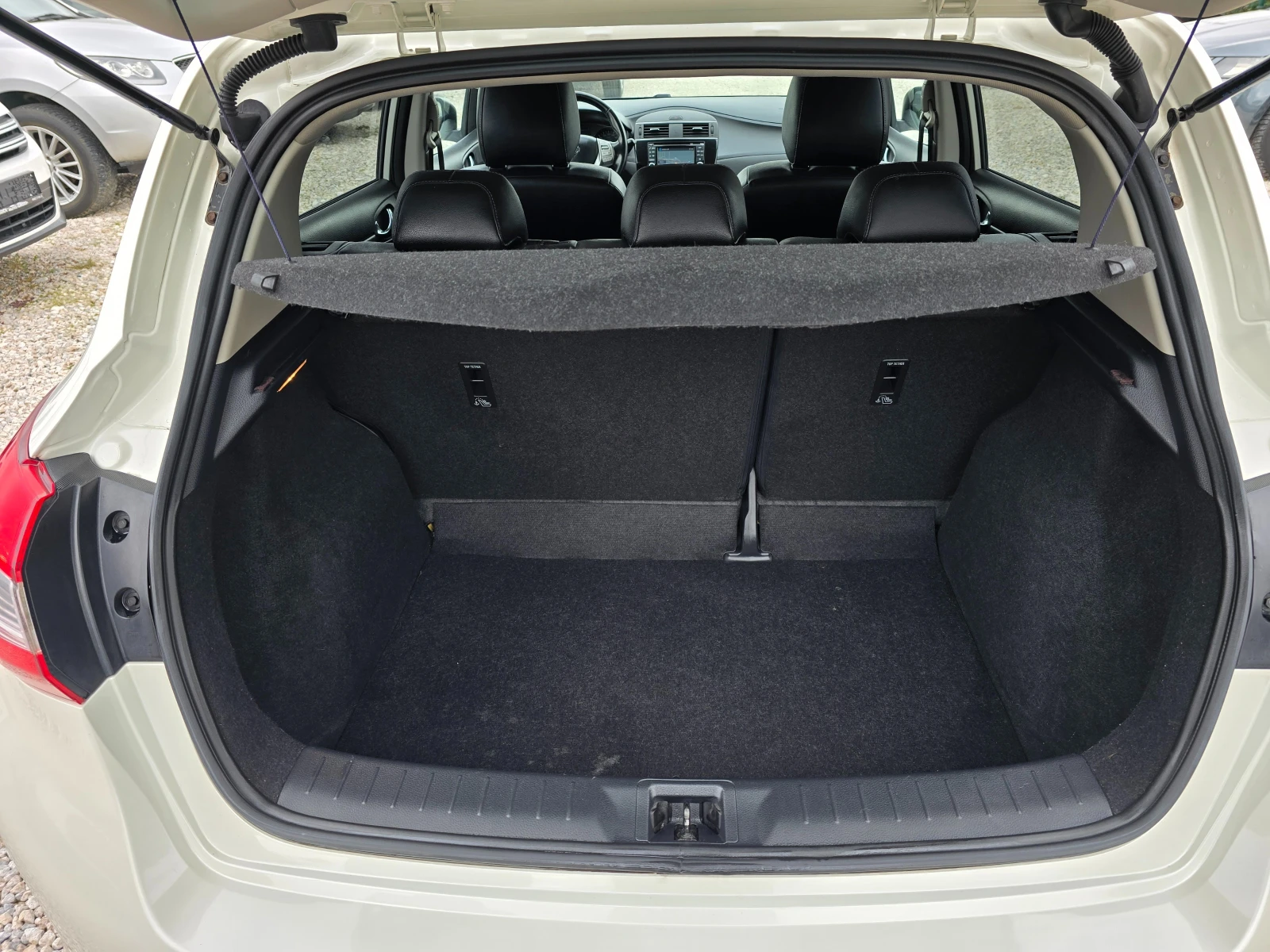 Nissan Pulsar 1.5DCI N-CONNECTA, снимка 13 - Автомобили и джипове - 53917684