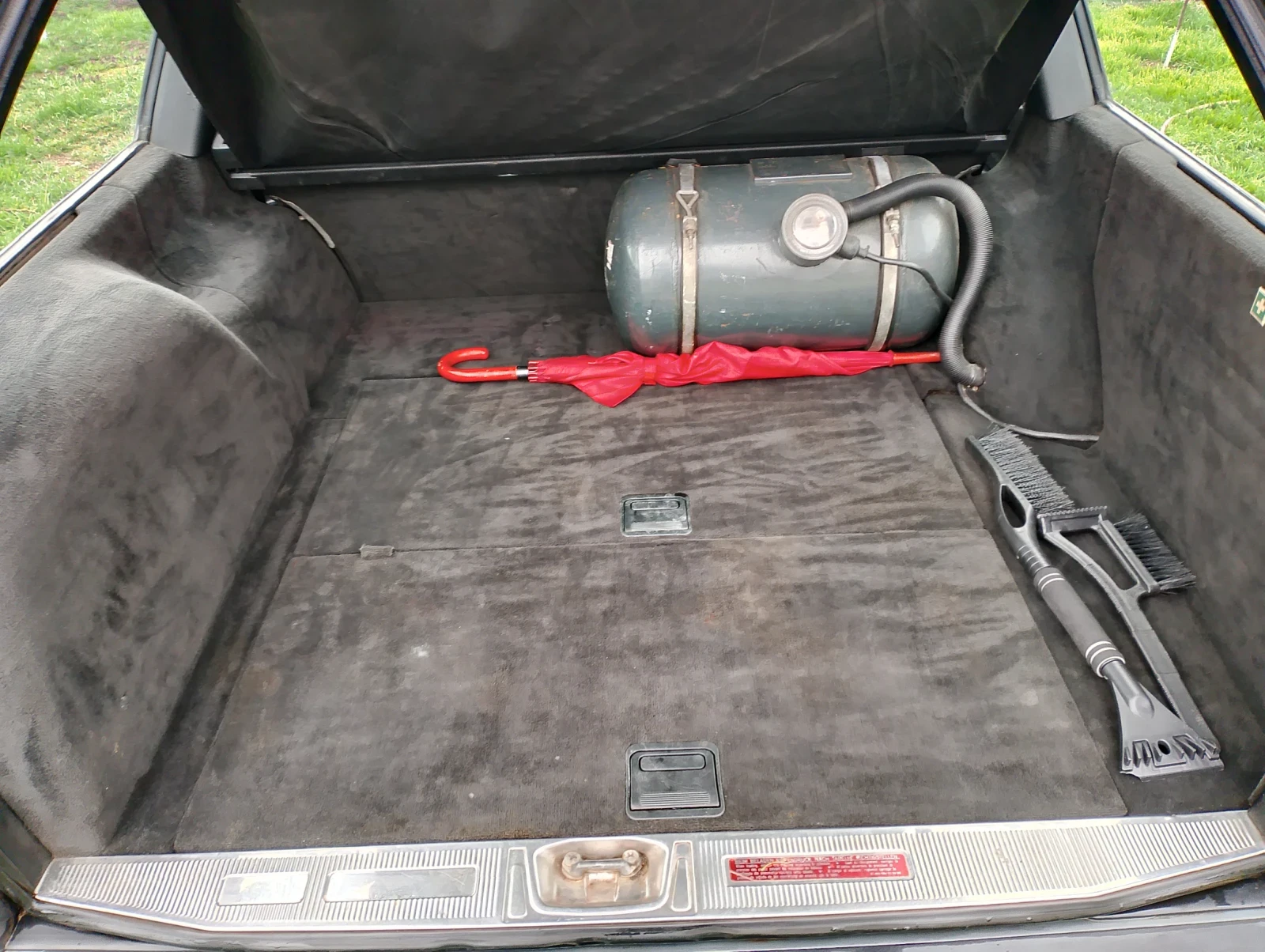 Mercedes-Benz 124 200TE, снимка 15 - Автомобили и джипове - 54032097