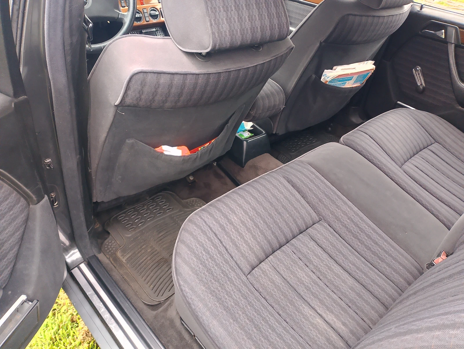 Mercedes-Benz 124 200TE, снимка 7 - Автомобили и джипове - 54032097