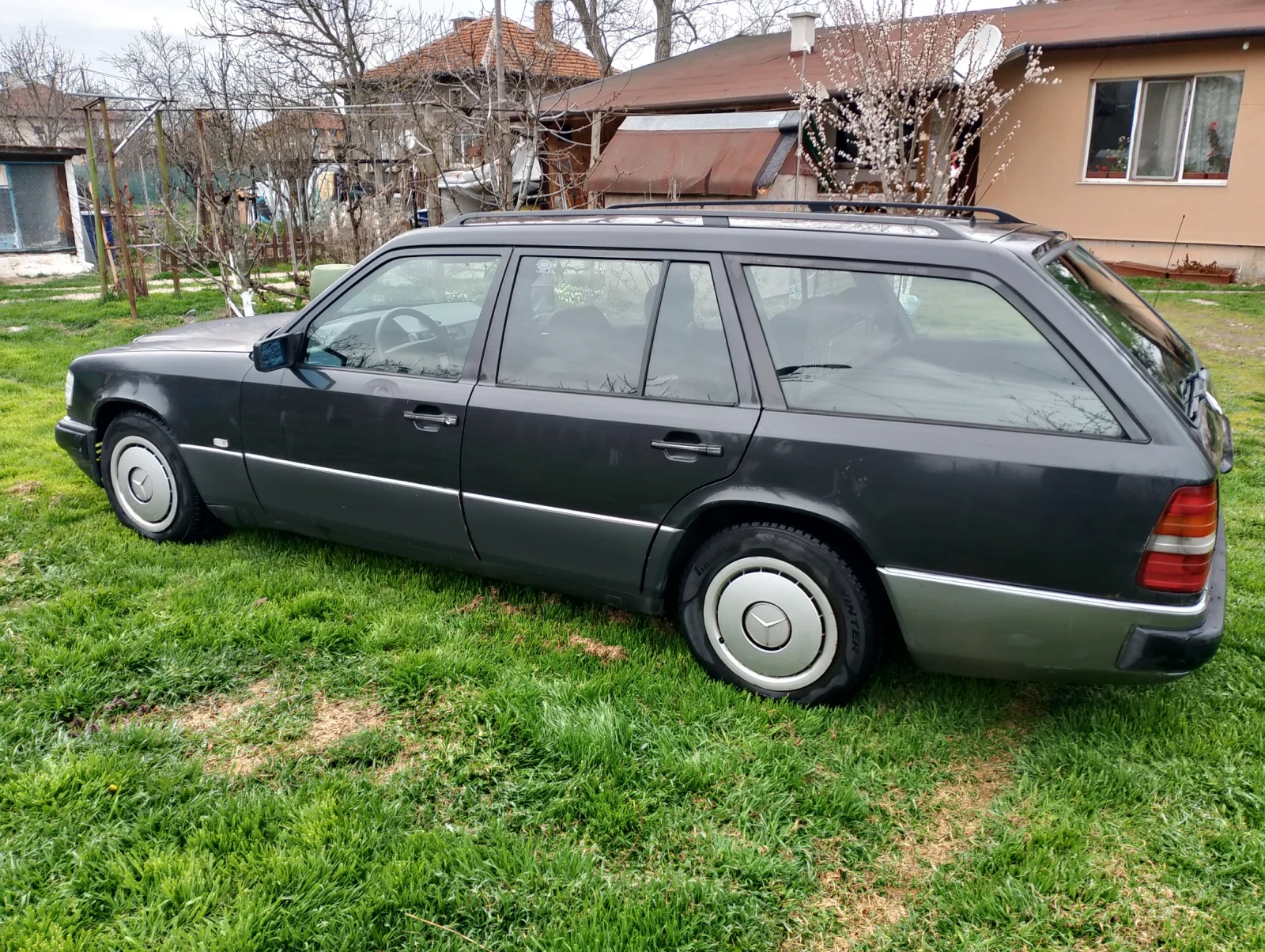 Mercedes-Benz 124 200TE, снимка 13 - Автомобили и джипове - 54032097