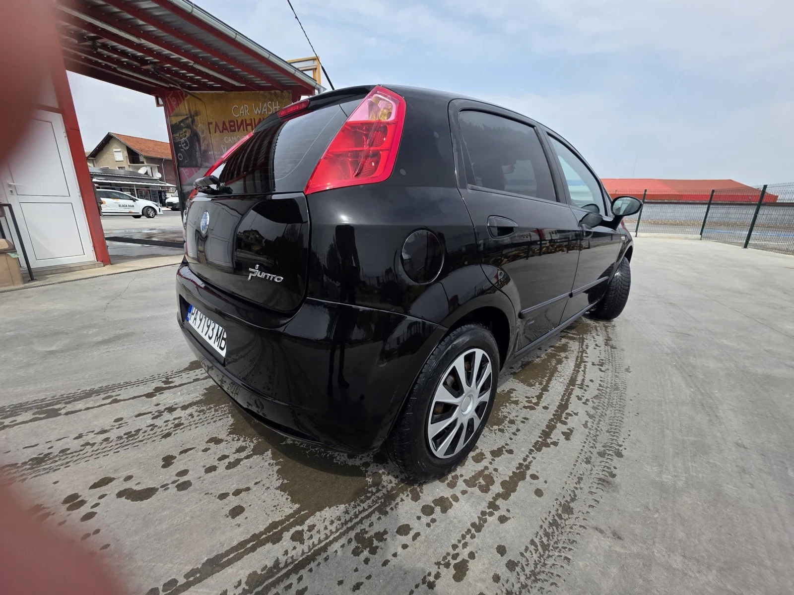 Fiat Punto 1.2 - Бартер, снимка 6 - Автомобили и джипове - 54348112