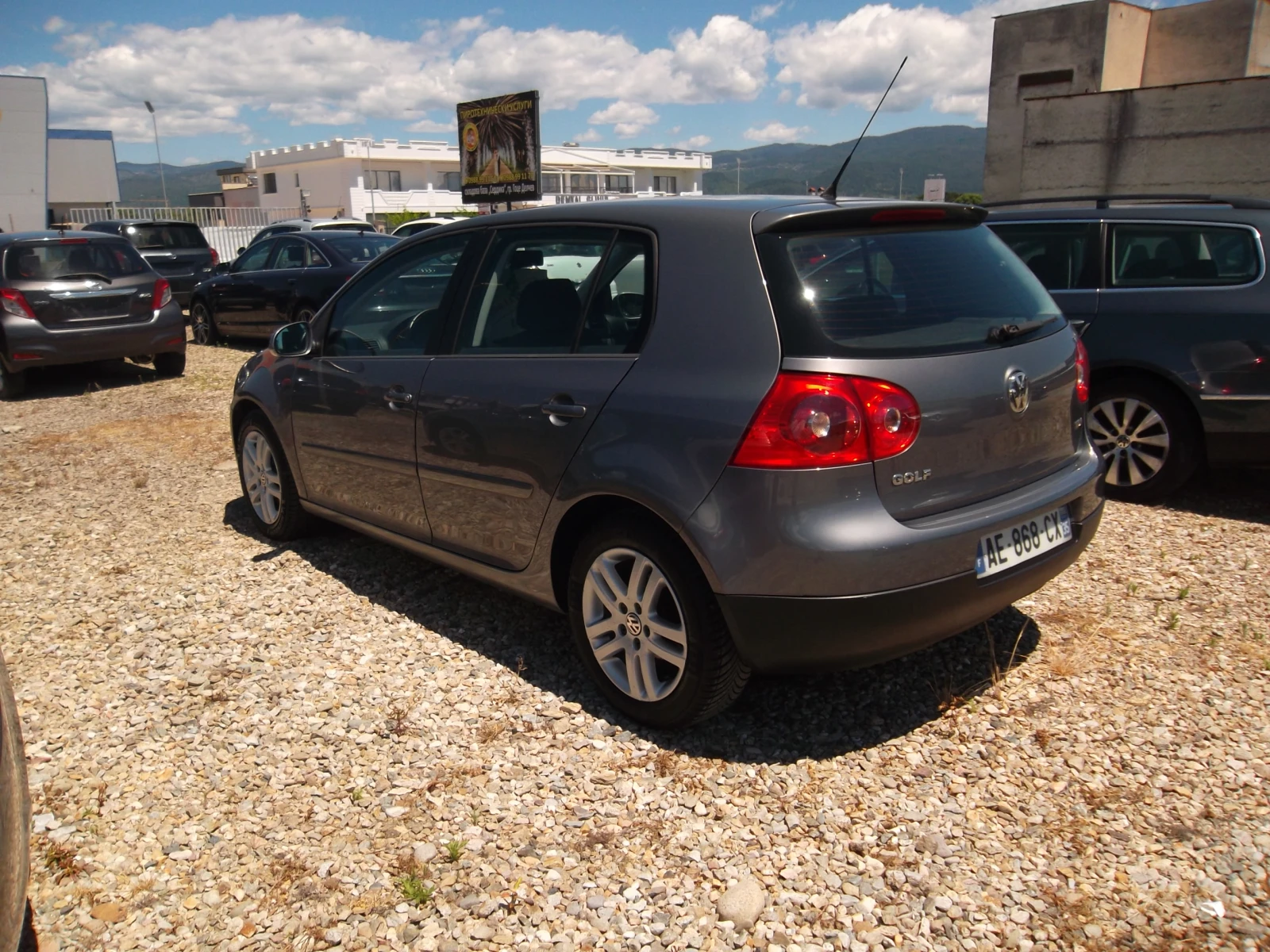 VW Golf 1.9TDI-105k.s, снимка 4 - Автомобили и джипове - 54900541