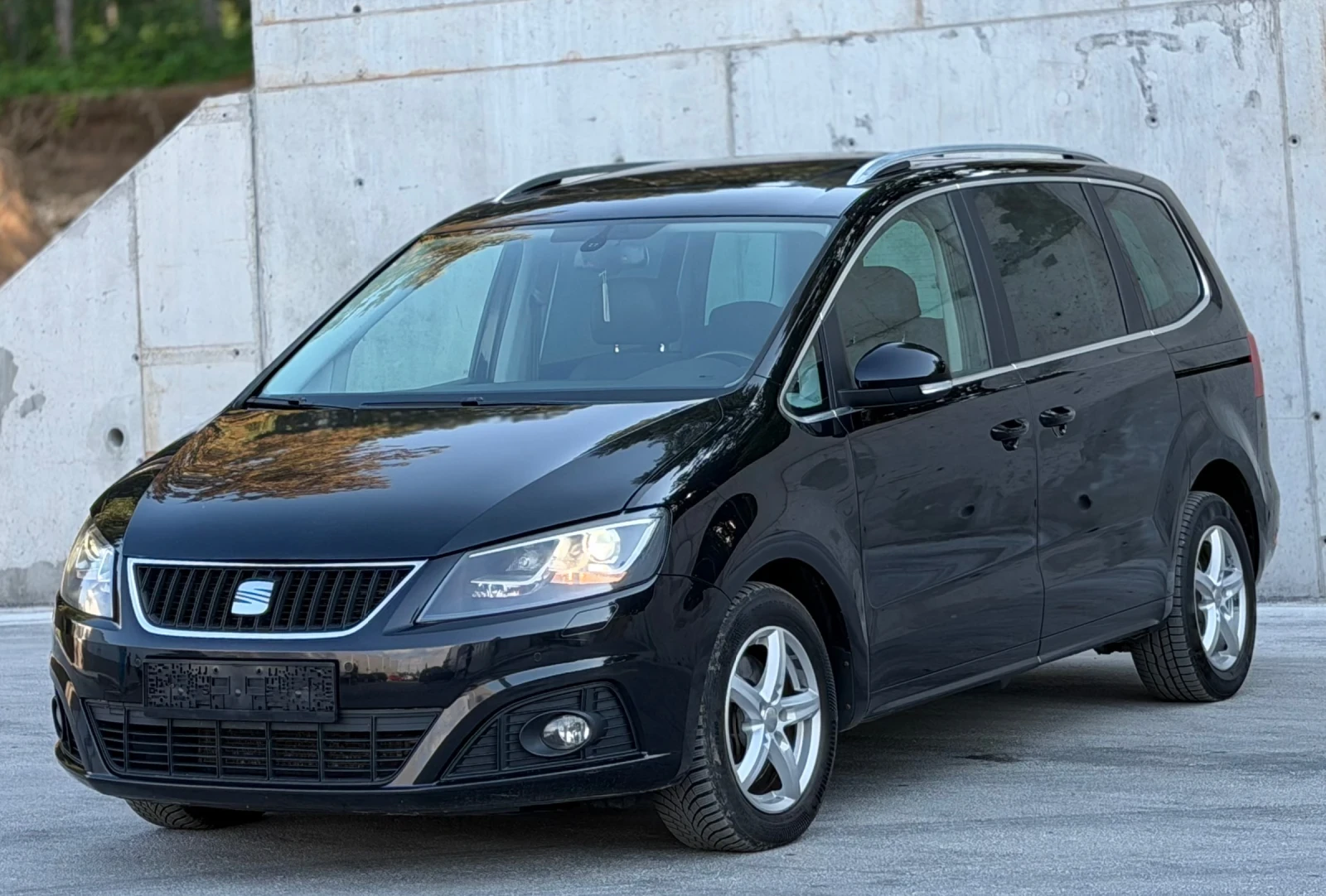 Seat Alhambra 2.0TDi 140к.с DSG Навигация Камера