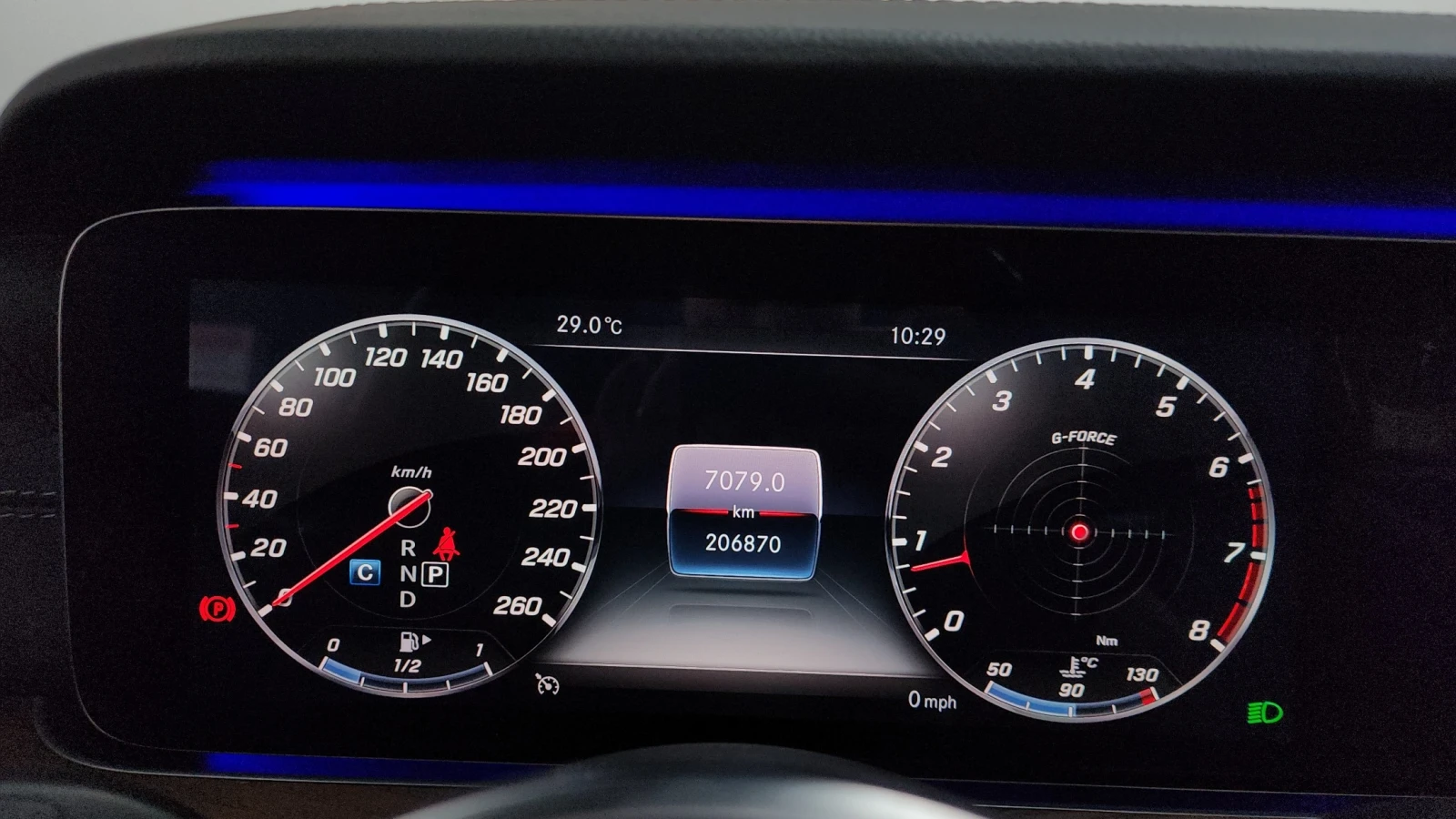 Mercedes-Benz E 300 E300 Exclusive | HUD | 360  Камера | Вентилирани , снимка 7 - Автомобили и джипове - 55541435