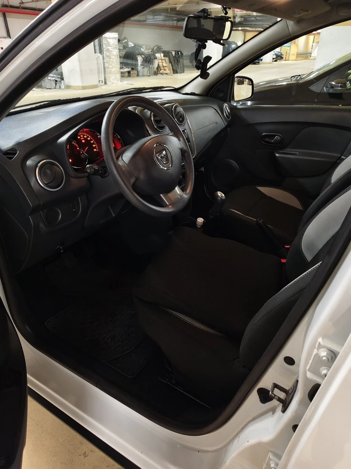 Dacia Sandero STEPWAY, снимка 9 - Автомобили и джипове - 55563233