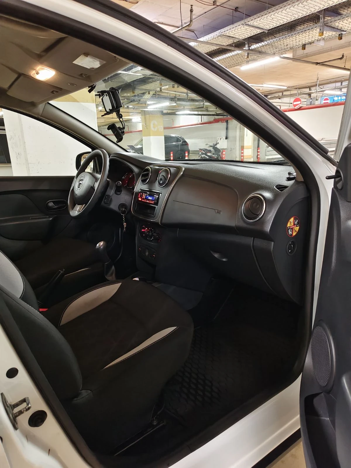 Dacia Sandero STEPWAY, снимка 7 - Автомобили и джипове - 55563233