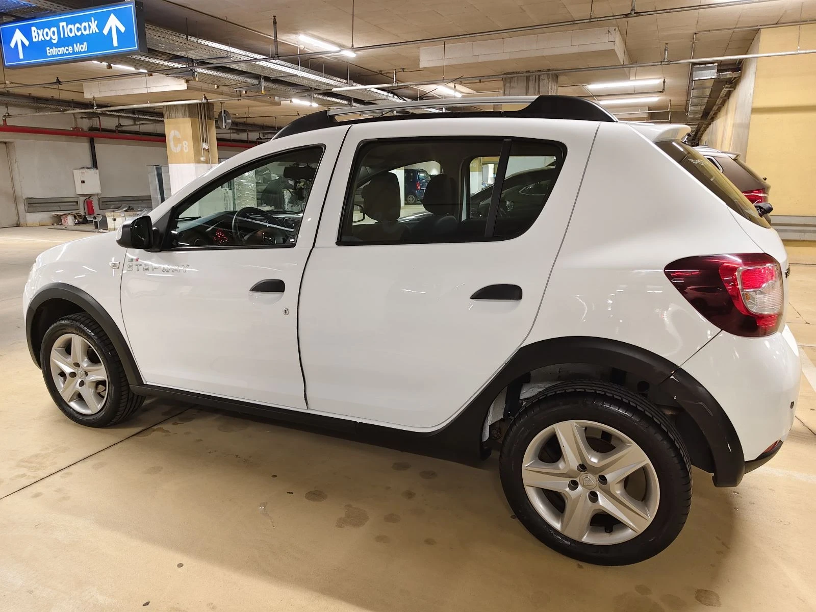 Dacia Sandero STEPWAY, снимка 10 - Автомобили и джипове - 55563233