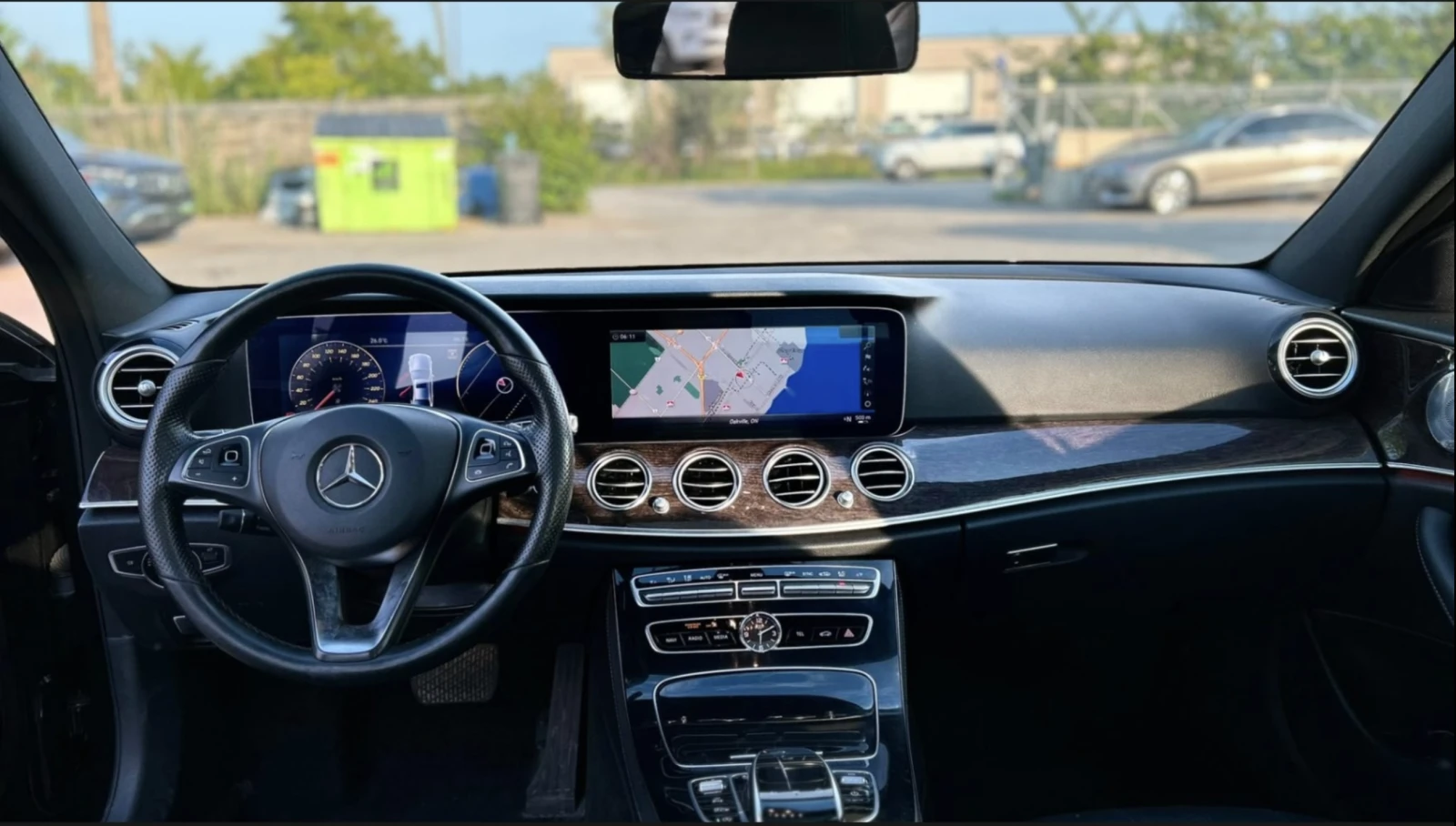 Mercedes-Benz E 300 4MATIC| LED| DIGITAL COCKPIT| NAVI, снимка 5 - Автомобили и джипове - 55631857