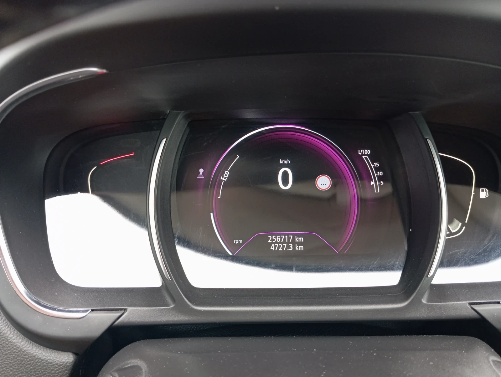 Renault Scenic ЛИЗИНГ , снимка 12 - Автомобили и джипове - 56226230
