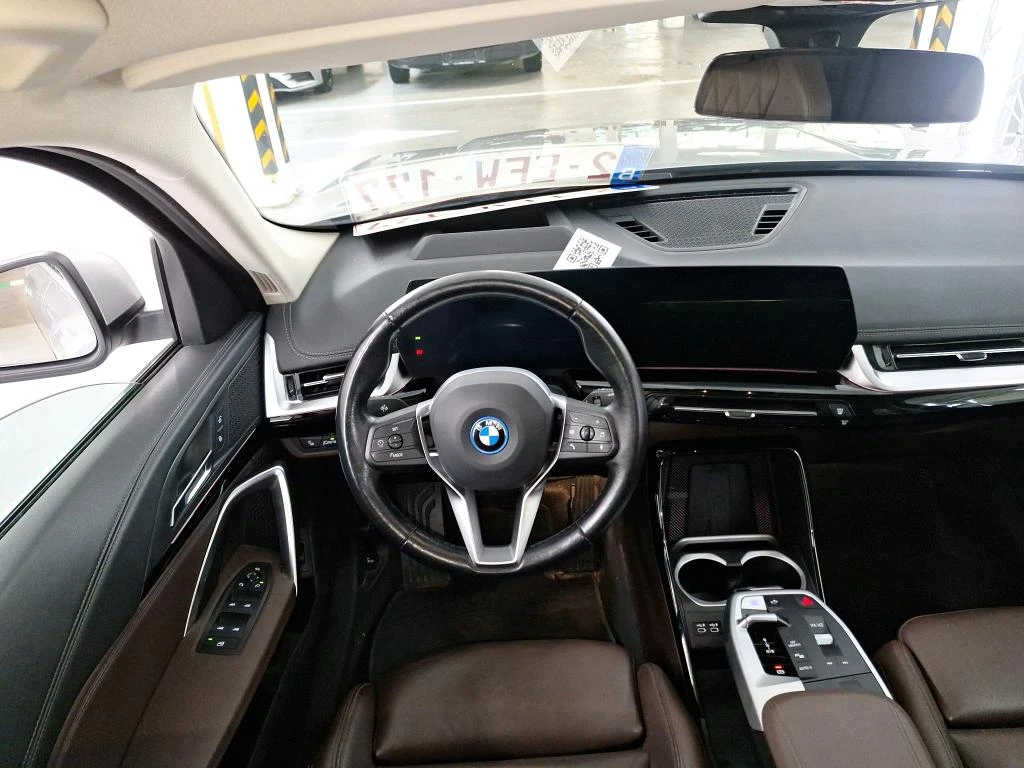 BMW iX1 67KWH XDRIVE30 Leather Navi Camera LED 97% SoH | Mobile.bg � ����������� 8