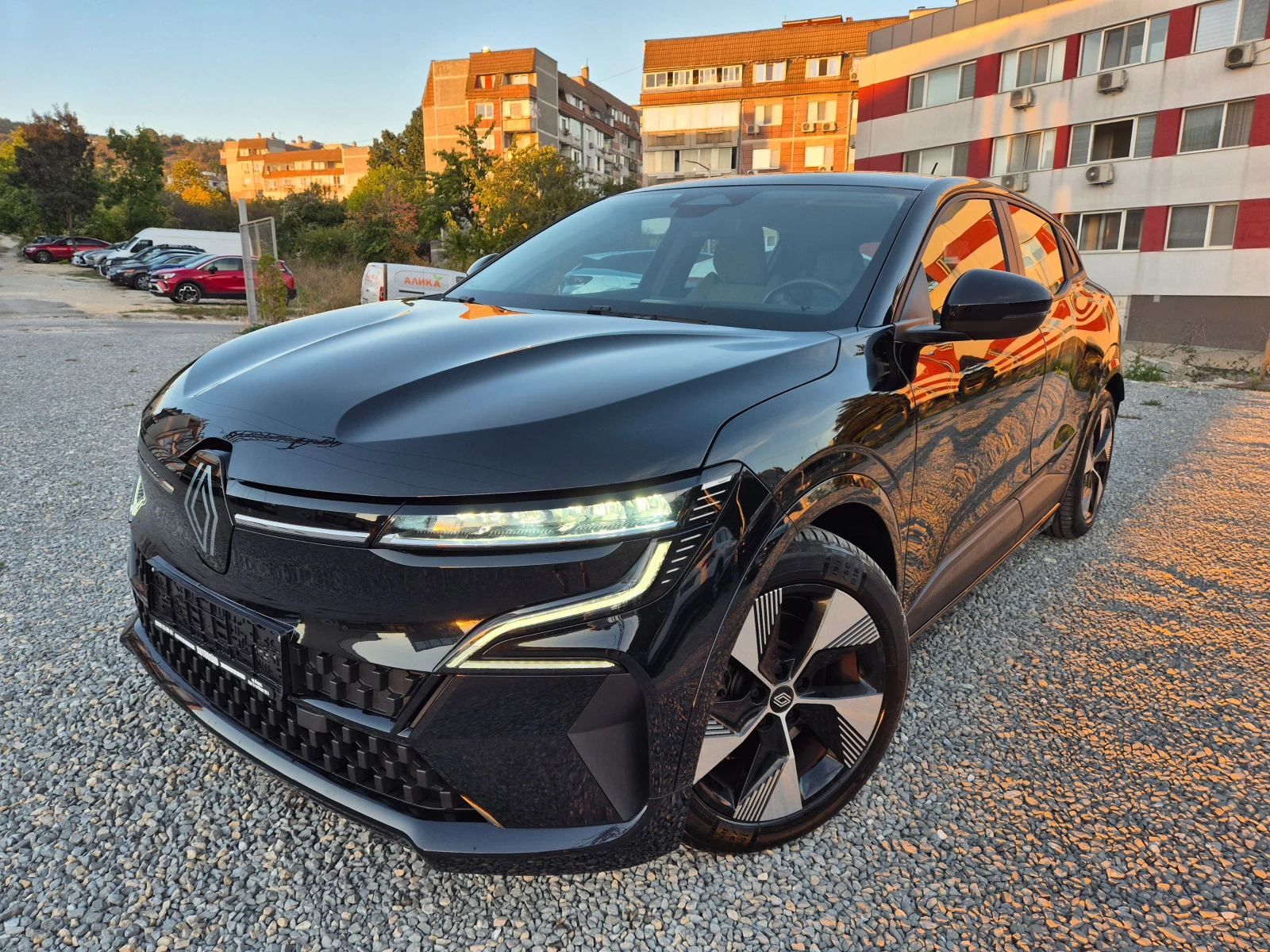 Renault Megane E-TECH-EV 60-220K.S. Equilibre optimum charge
