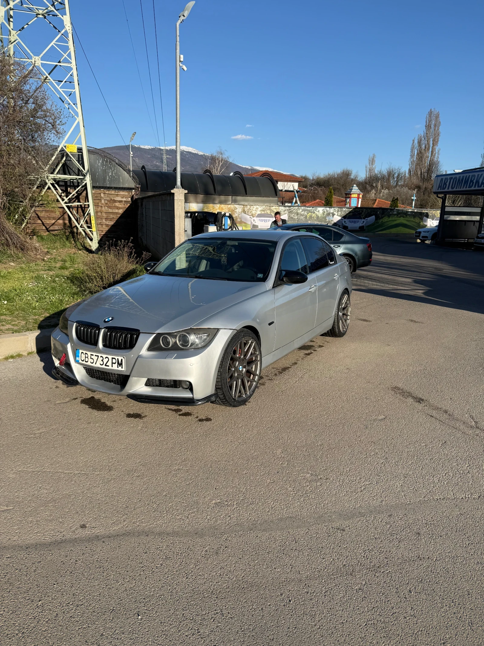 BMW 330 xd, снимка 2 - Автомобили и джипове - 56365318