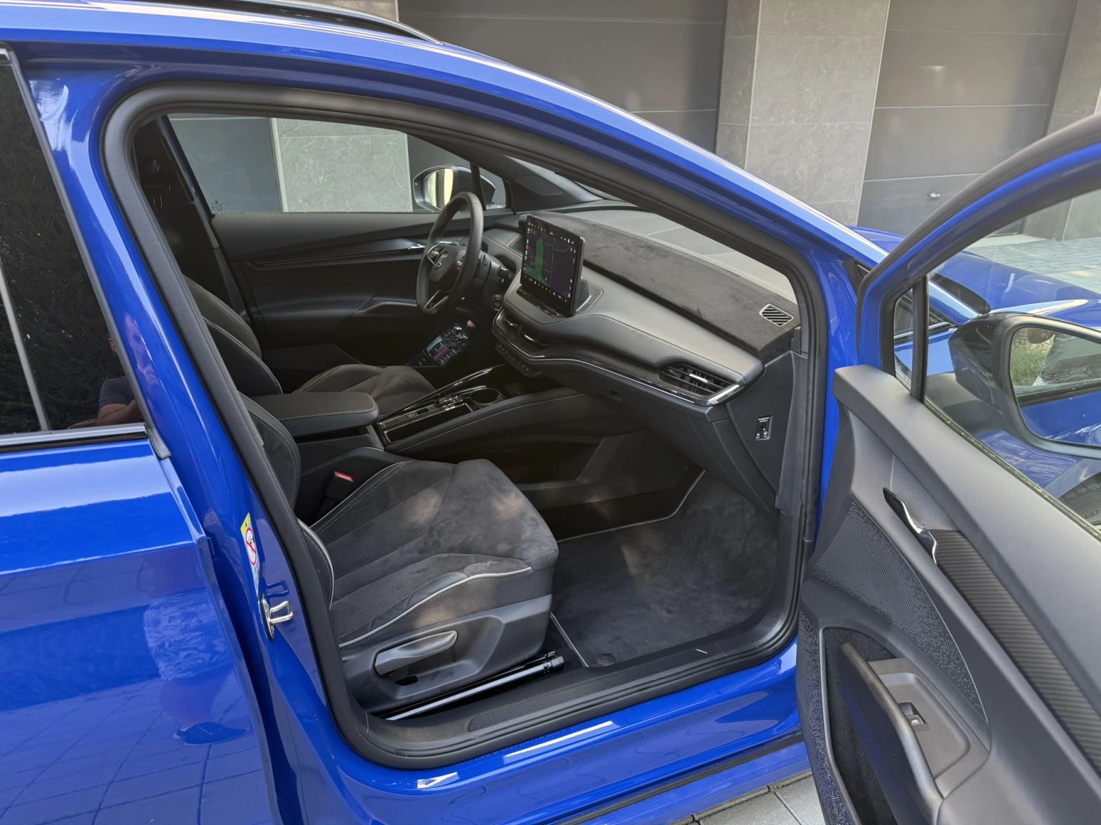 Skoda Enyaq 85 SPORTLINE, снимка 12 - Автомобили и джипове - 56611176