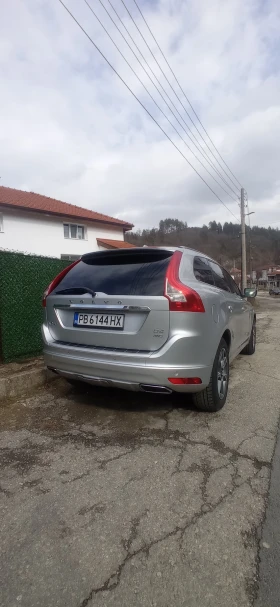 Volvo XC60 2.4 D4 AWD, снимка 4