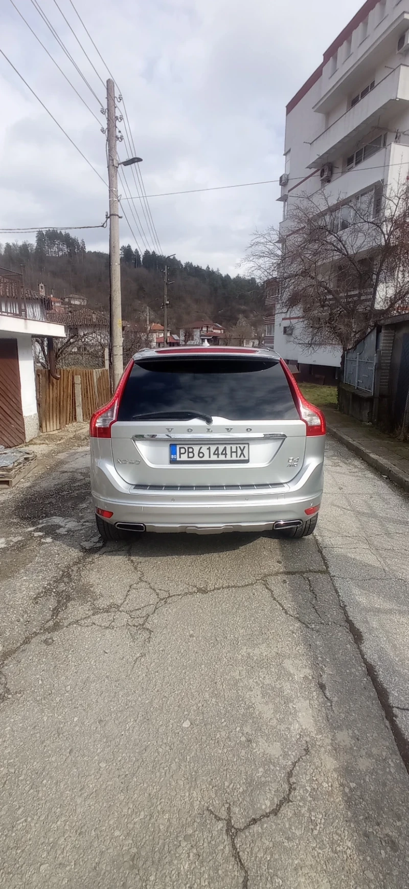 Volvo XC60 2.4 D4 AWD, снимка 5 - Автомобили и джипове - 49325372