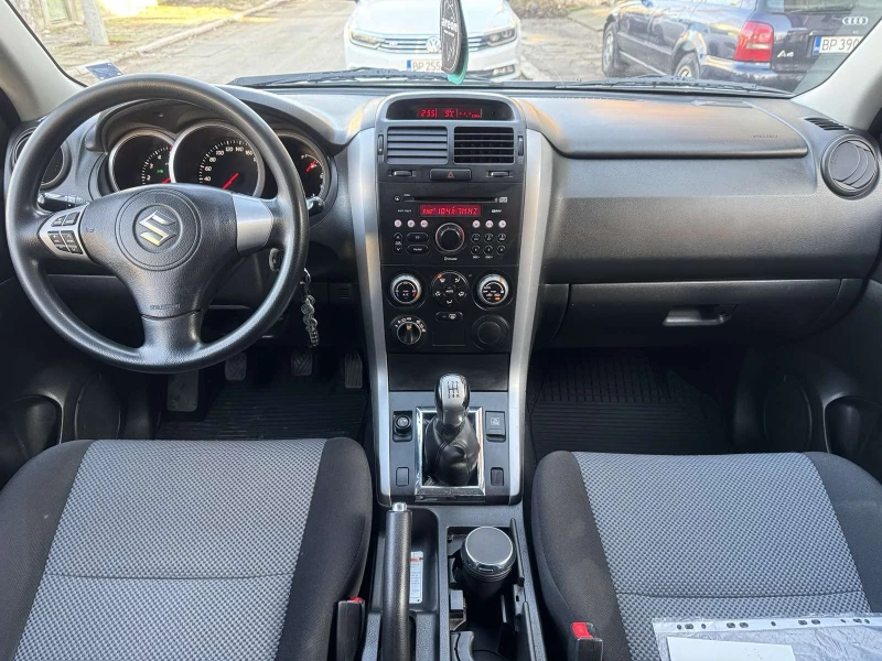 Suzuki Grand vitara 1.9DDiS, снимка 9 - Автомобили и джипове - 48498942