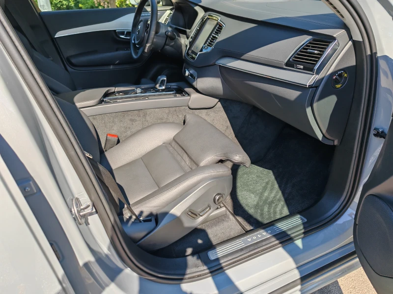 Volvo Xc90  7S PLUS BRIGHT7 B5 (P) Mild hybrid 2.0L 250hp AT8, снимка 7 - Автомобили и джипове - 52181989