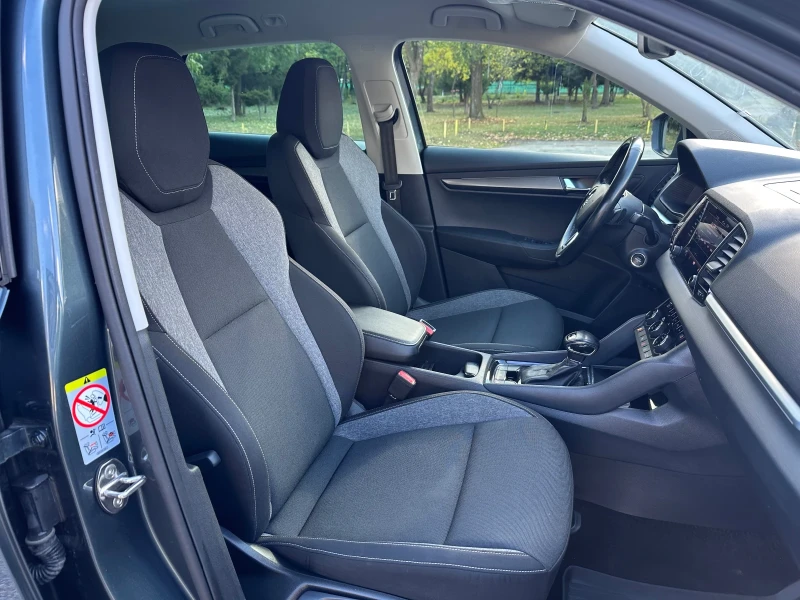 Skoda Karoq 2.0TDI 190кс 4Х4 История, снимка 16 - Автомобили и джипове - 52000891