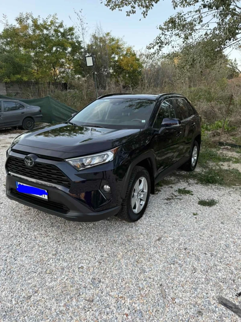 Toyota Rav4 XLE, снимка 3 - Автомобили и джипове - 52279295