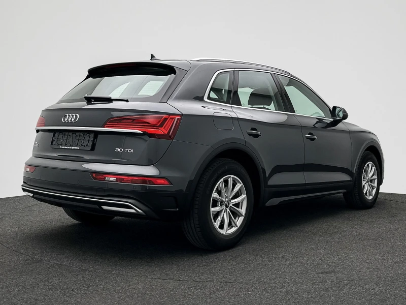Audi Q5 2.0 TDI Business, снимка 6 - Автомобили и джипове - 52381196