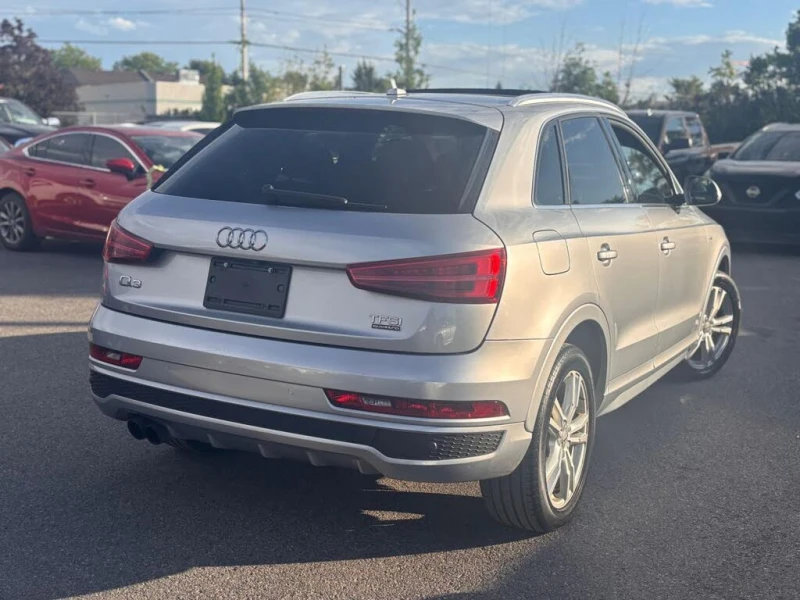 Audi Q3 S-LINE* PANORAMA* КЕYLESS* BOSE* , снимка 3 - Автомобили и джипове - 52670152