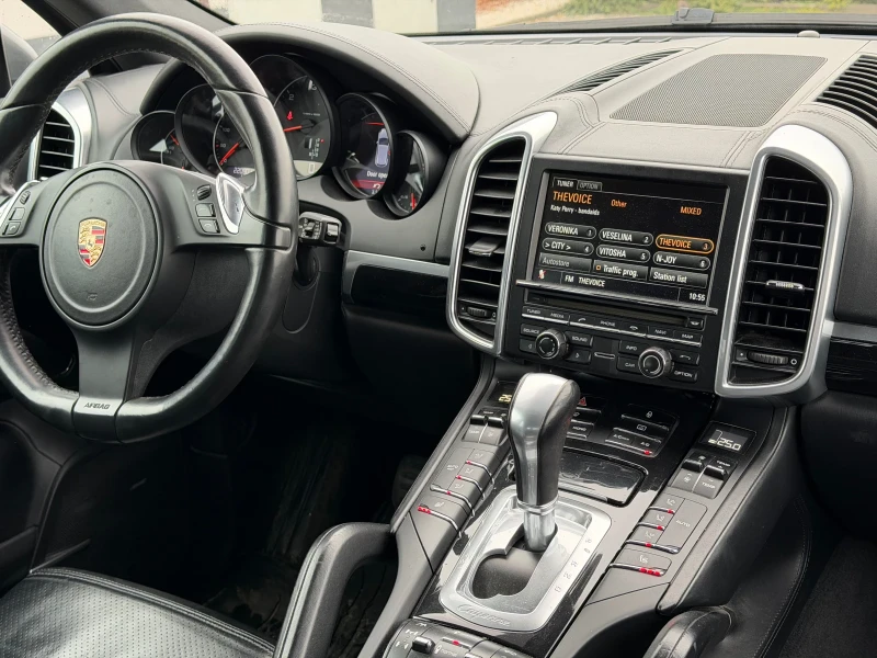 Porsche Cayenne 3.0 d GTS , снимка 13 - Автомобили и джипове - 53439520
