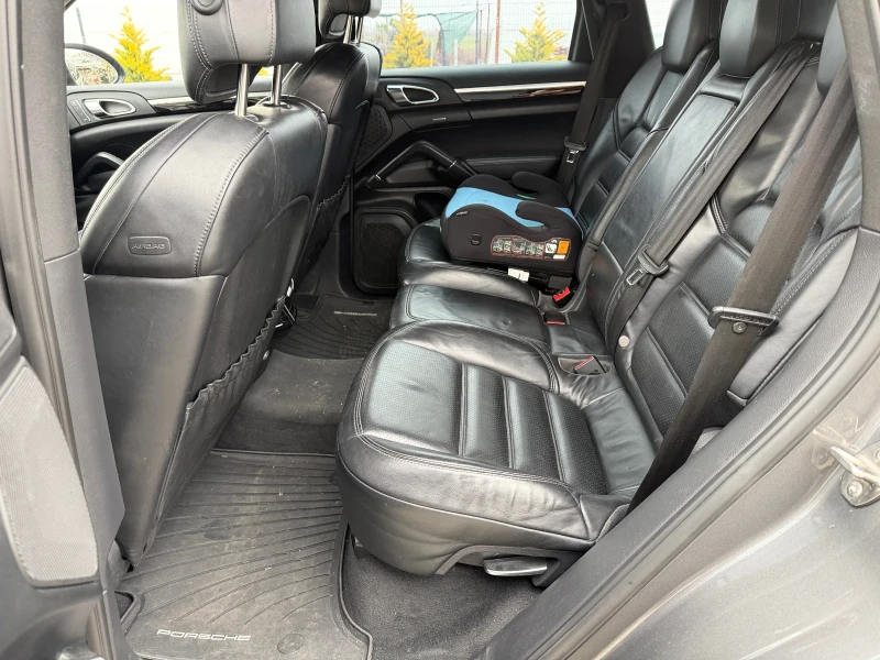 Porsche Cayenne 3.0 d GTS , снимка 11 - Автомобили и джипове - 53439520