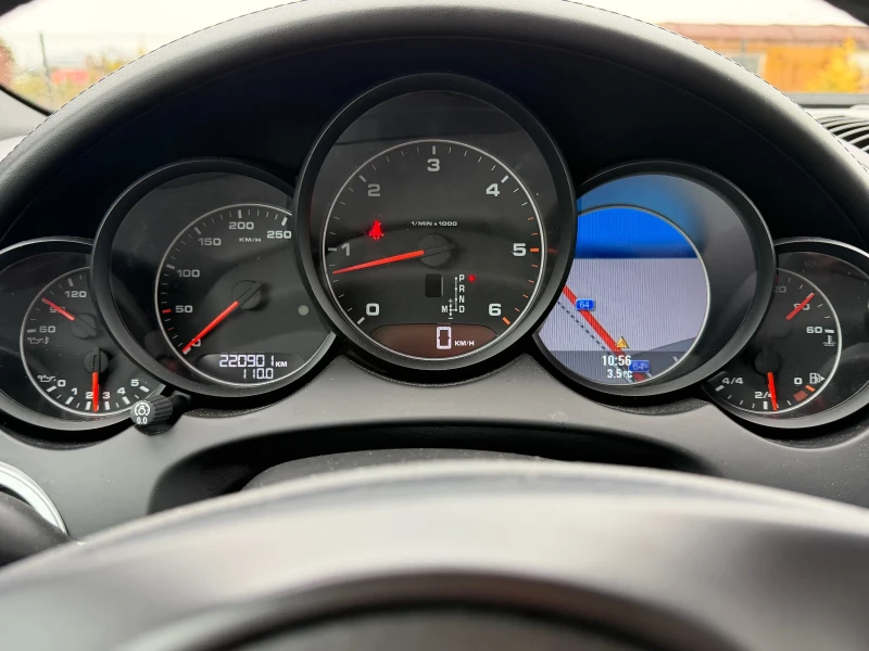 Porsche Cayenne 3.0 d GTS , снимка 17 - Автомобили и джипове - 53439520