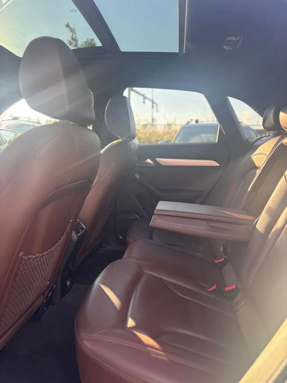 Audi Q3 S-LINE* PANORAMA* КЕYLESS* BOSE* , снимка 11 - Автомобили и джипове - 52670152