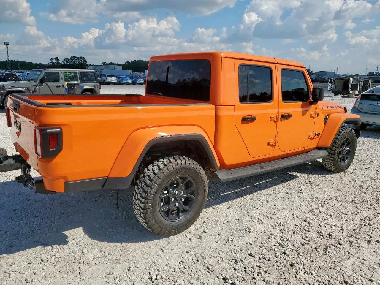 Jeep Gladiator Sport - изображение 3
