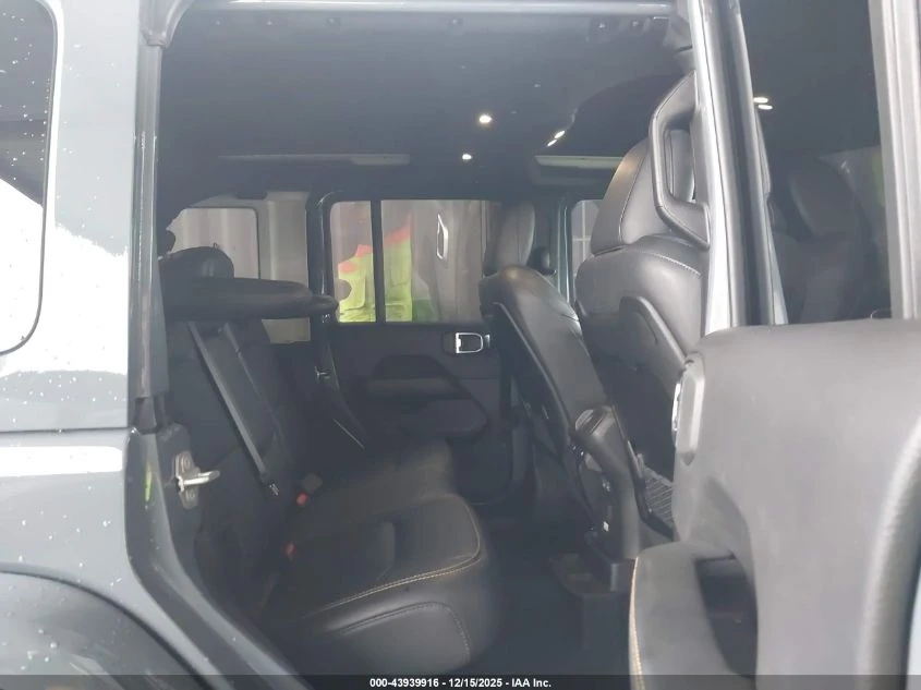 Jeep Wrangler 2.0L I-4 DI, DOHC, TURBO, 270HP 4X4 Drive | Mobile.bg � ����������� 15