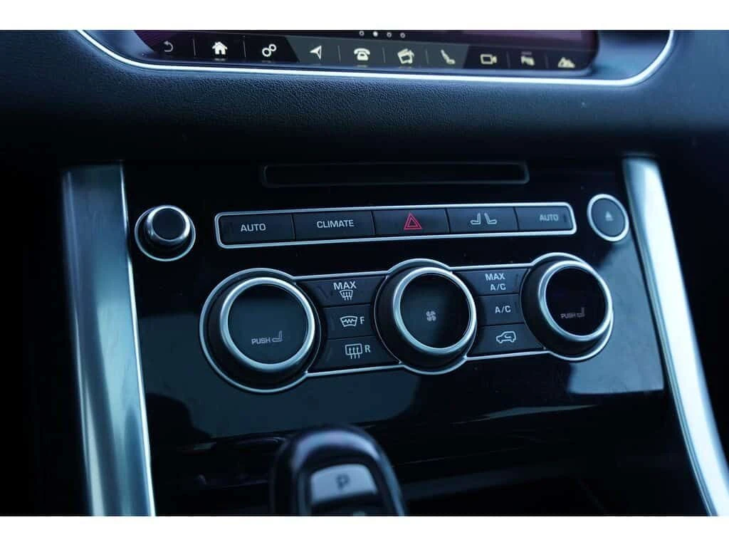 Land Rover Range Rover Sport * 4WD/ TD6/ DIESEL/ SUNROOF/ CAMERA/ BLUETOOTH/VER, снимка 10 - Автомобили и джипове - 53735011